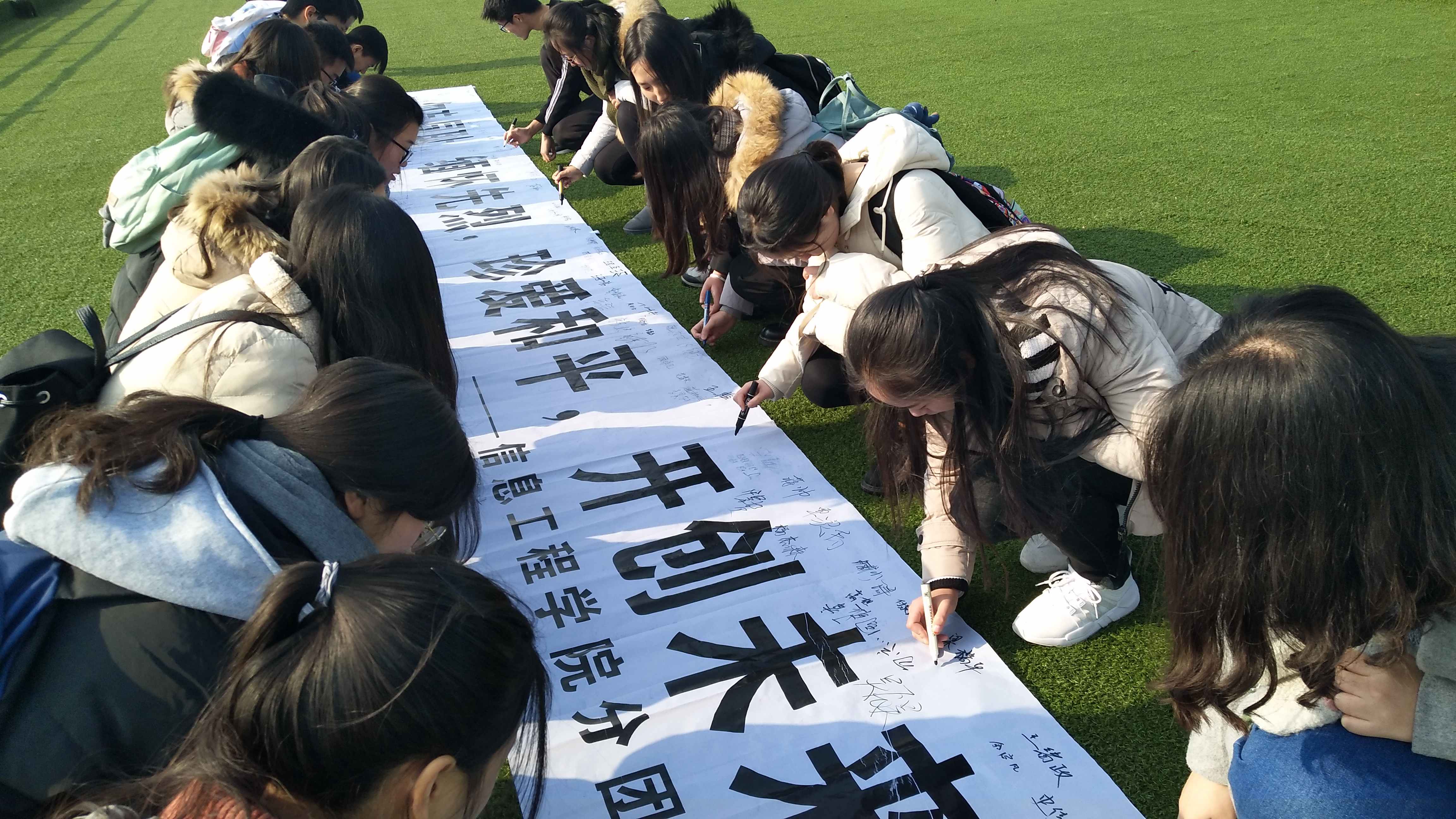 1546588342355078820.jpg 1546588342355078820.jpg